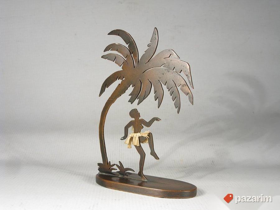 Retro bronzana figura, Silueta 4