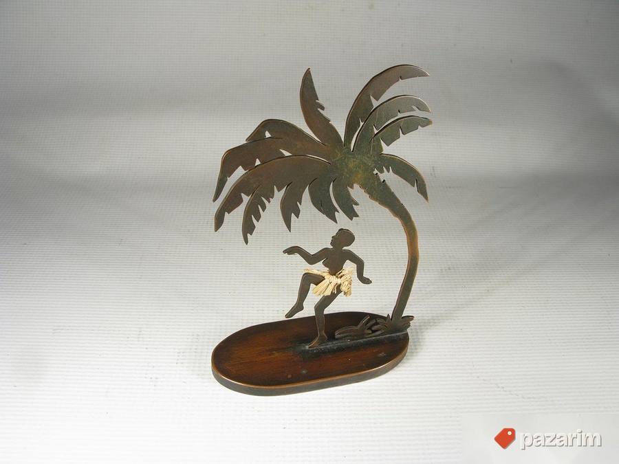 Retro bronzana figura, Silueta 8