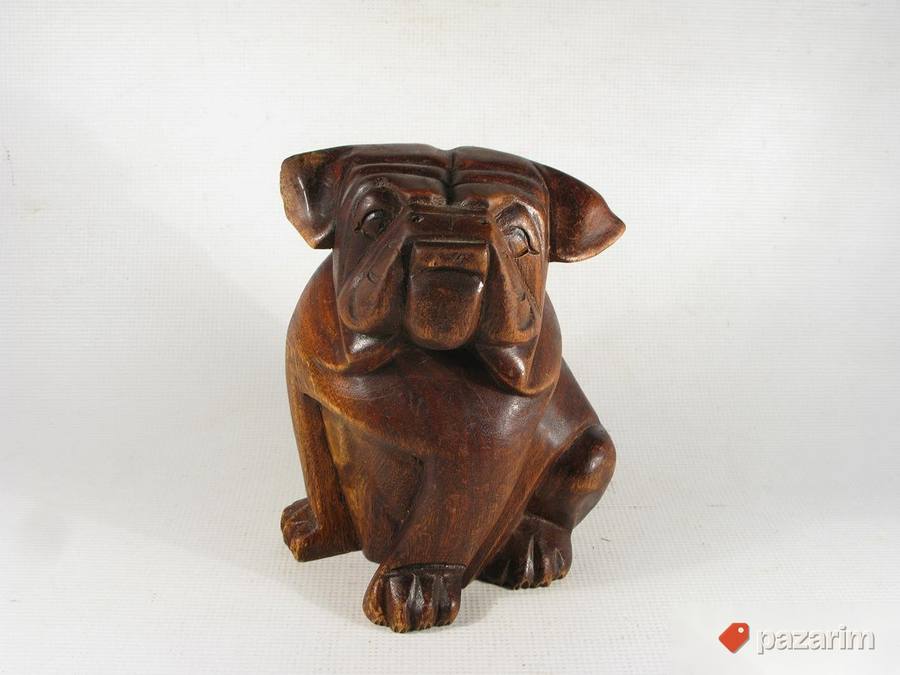 Monumentalna skulptura buldoga 2
