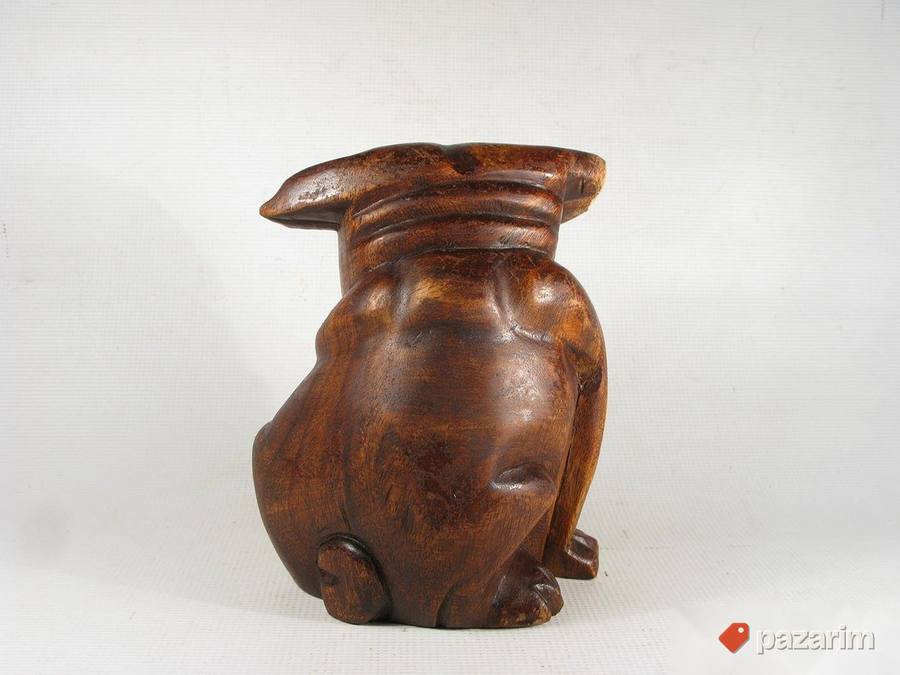 Monumentalna skulptura buldoga 6