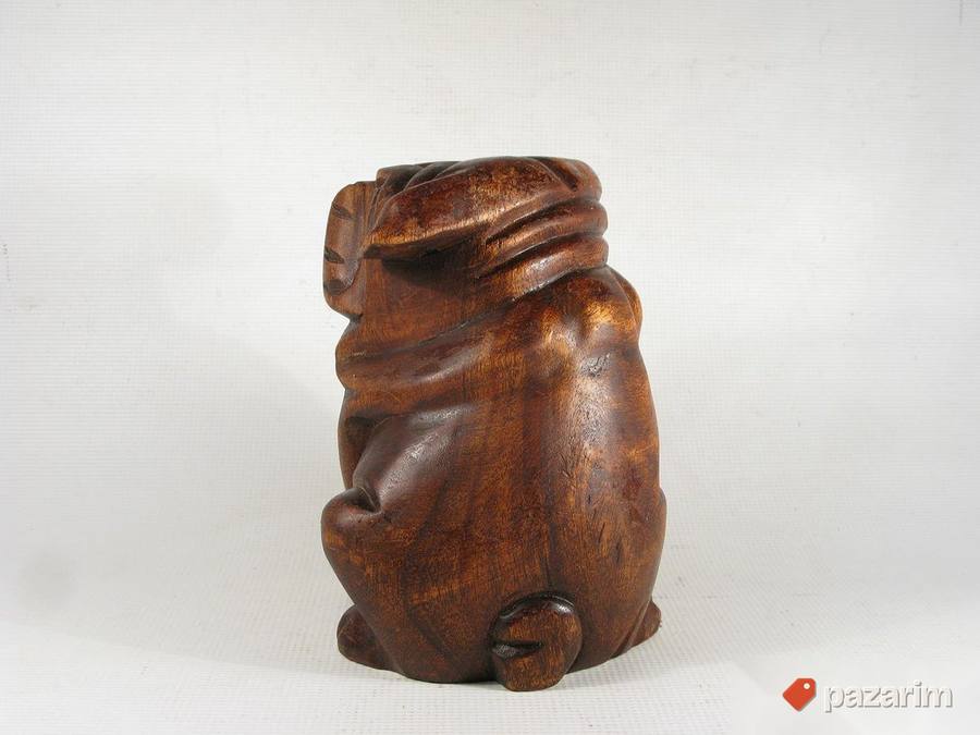 Monumentalna skulptura buldoga 7