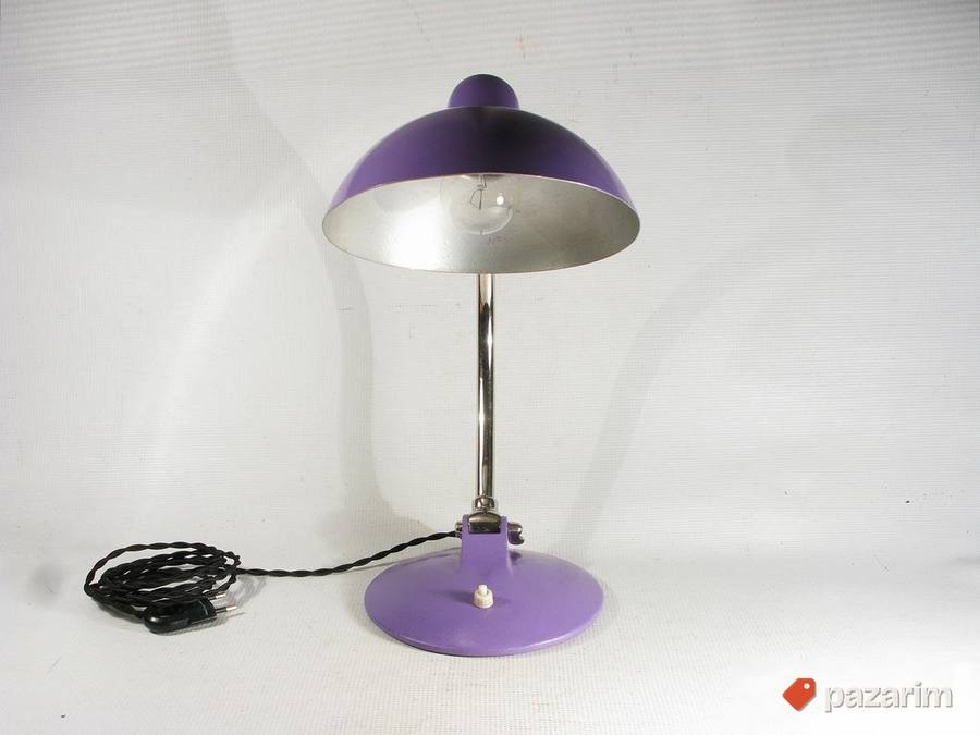 Lila stona lampa Bauhaus 6