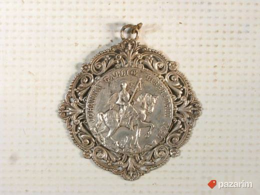 Stari medaljon, Jovanka Orleanka 1