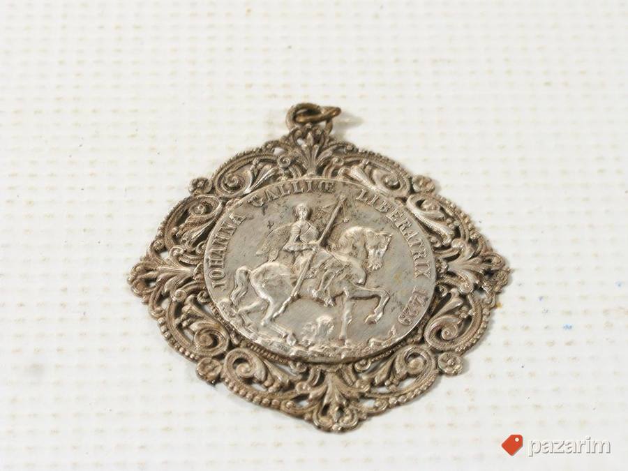 Stari medaljon, Jovanka Orleanka 1 4