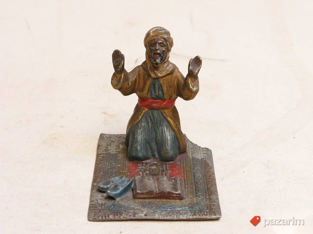 Arapin u molitvi, oko 1900. 1
