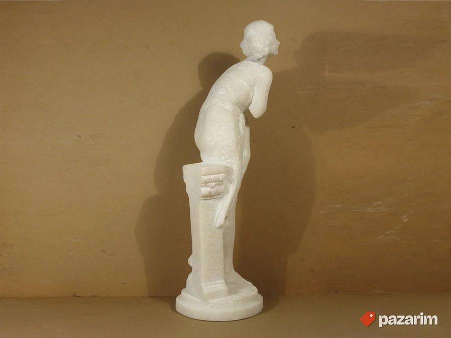 Venecijana, secesijska figura od alabastera 3