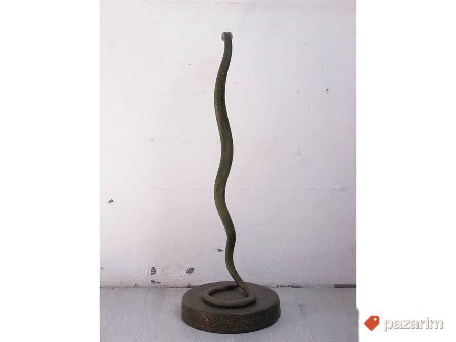 Izvanredna figura zmije, stalak 6