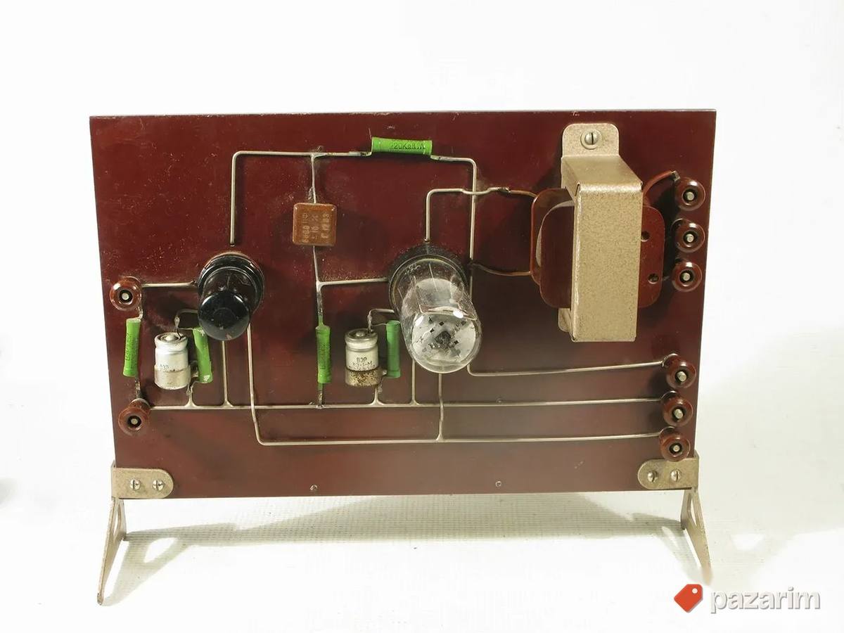 Nastavni model radio aparata iz 1964. 1