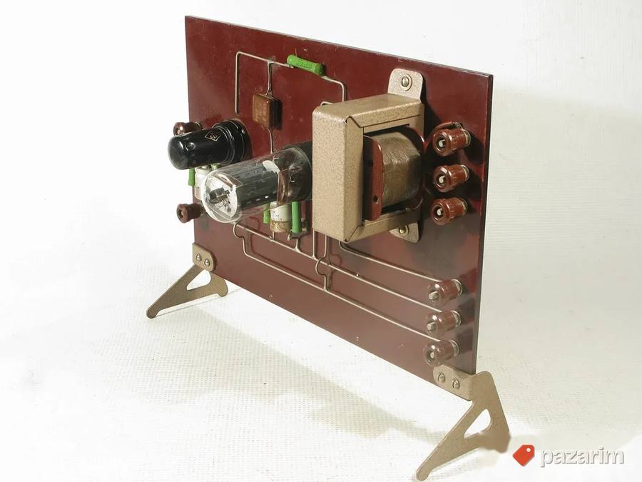 Nastavni model radio aparata iz 1964. 3