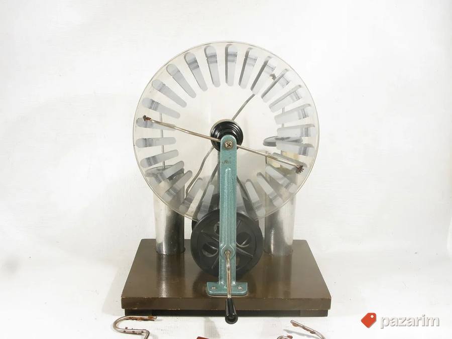 Vimšurstov generator 3 8