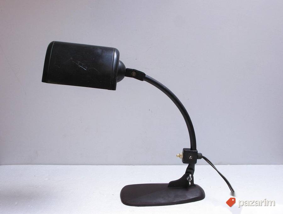 Čuvena stono-zidna lampa Molitor Novum Bauhaus 3