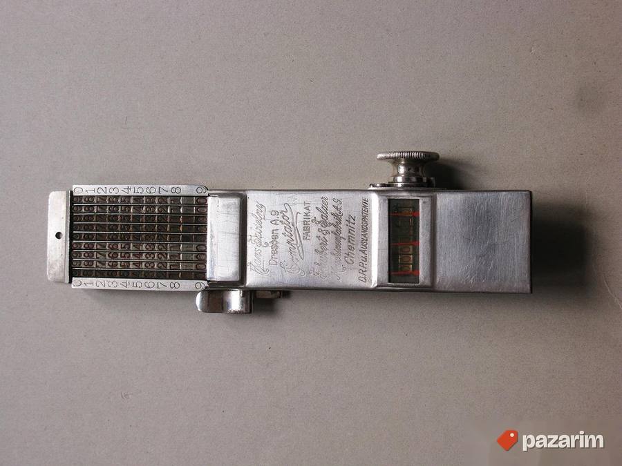 Stara računaljka Comptator 3