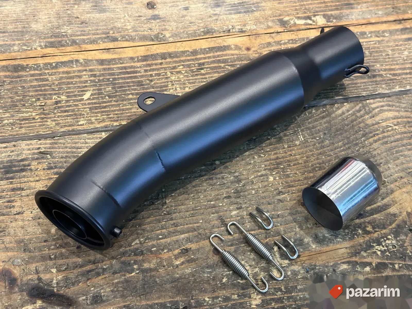 Auspuh Cafe Racer - Akrapovic GP