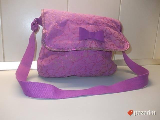 TAŠNA 35x25x15cm iz Nemačke, lepog dizajna, neobične boje, s 1