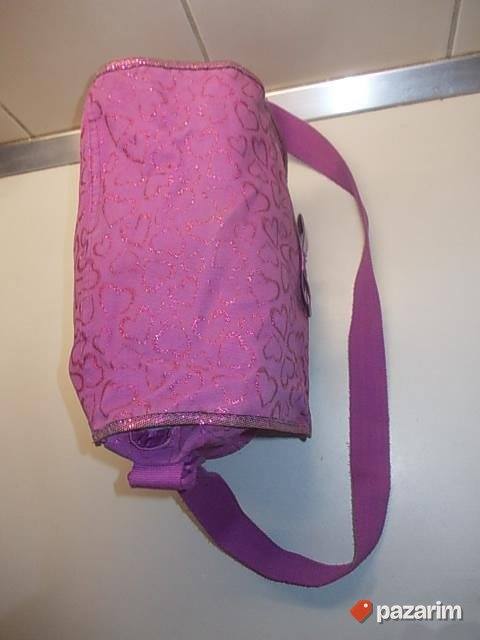 TAŠNA 35x25x15cm iz Nemačke, lepog dizajna, neobične boje, s 3
