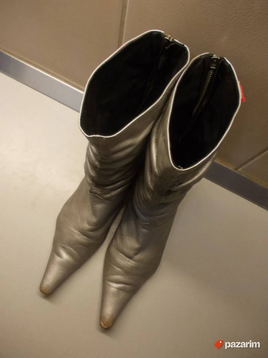 Čizme broj 40, kožne iz Nemačke, očuvane, elegantne, kvalite 4