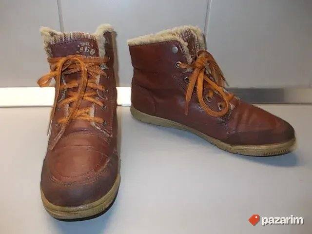 ESPRIT BROJ 40 IZ NEMAČKE, kožne, poznatog brenda, toplo pos 8