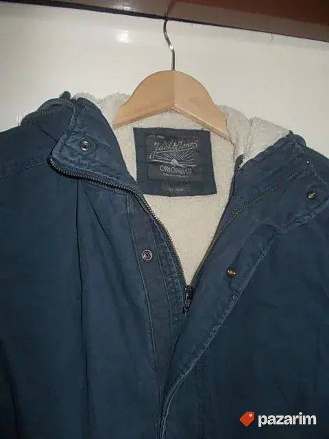 JACK&JONES BROJ 47-48 uniseks iz Nemačke, poznatog evropskog 2