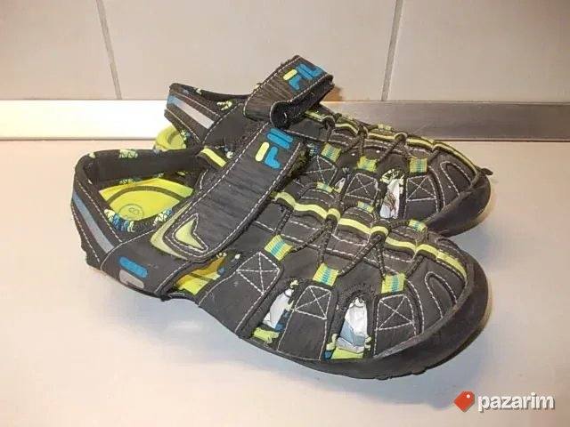 FILA BROJ 38, iz Nemačke, čuvenog brenda, lepo dizajnirane. 1