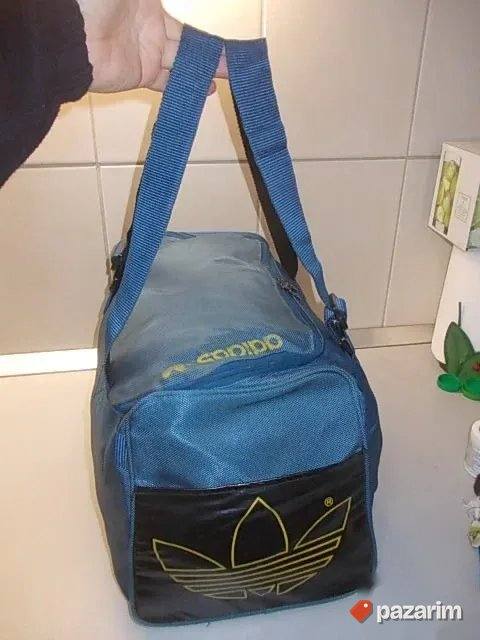 KOŽNA " ADIDAS " 37x28x15cm iz Nemačke, poznatog proizvođača 4