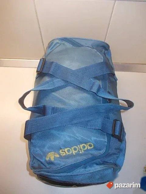 KOŽNA " ADIDAS " 37x28x15cm iz Nemačke, poznatog proizvođača 5