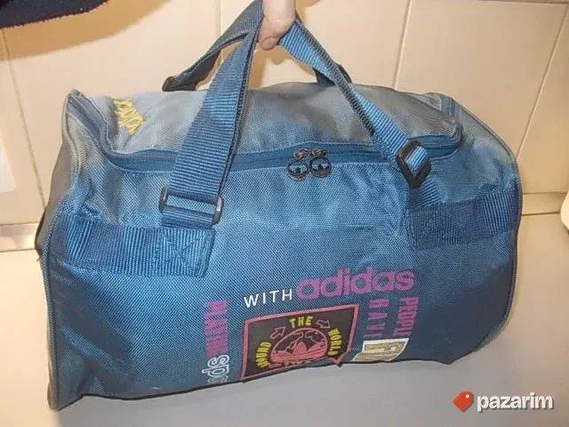 KOŽNA " ADIDAS " 37x28x15cm iz Nemačke, poznatog proizvođača 6