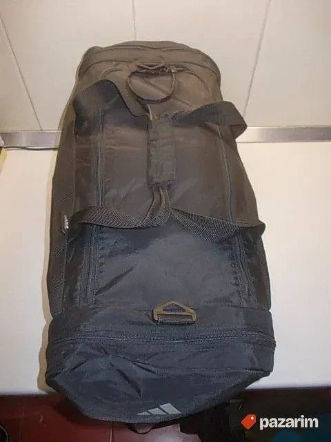 ADIDAS torba srednje veličine. POGLEDAJTE SVE MOJE OGLASE, 2