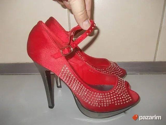 QUEENTINA broj 38 iz Nemačke, jedinstvene, elegantne, posebn 2