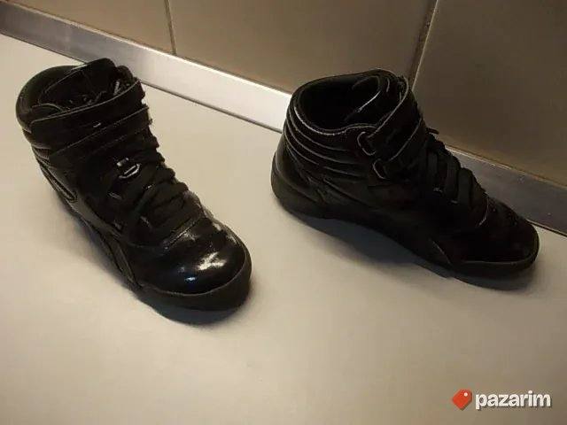 " REBOOK " BROJ 32 iz Nemačke, udobne. POGLEDAJTE SVE MOJE O 5