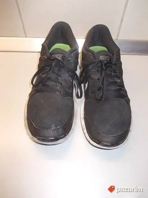 NIKE BROJ 42, 5 iz Nemačke, lep model. POGLEDAJTE SVE MOJE 3