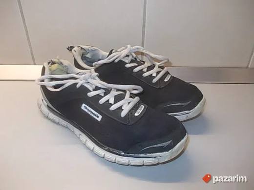 DOCKERS BROJ 39 UNISEKS iz Nemačke, lepog dizajna. POGLEDAJ