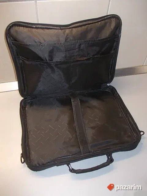 " MEDION " POSLOVNA LAPTOP TORBA 20x16x10cm iz Nemačke, pozn 3