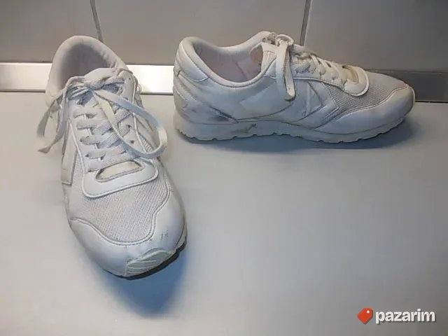 HUMMEL BROJ 40, KOŽNE, uniseks, gazišze 255mm iz Nemačke. P 4