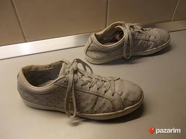 LA COSTE BROJ 40 UNISEKS CIPELE-PATIKE iz Nemačke, poznatog 4