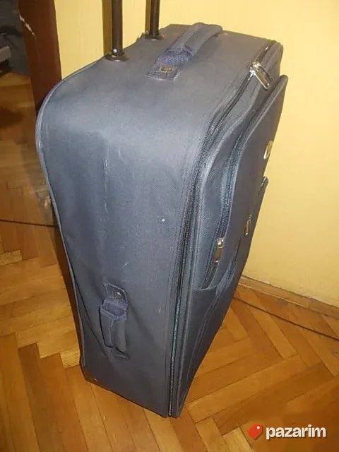 " BASIC " OGROMAN KOFER 80(72)x46x(25)cm, sa točkovima iz Ne 3