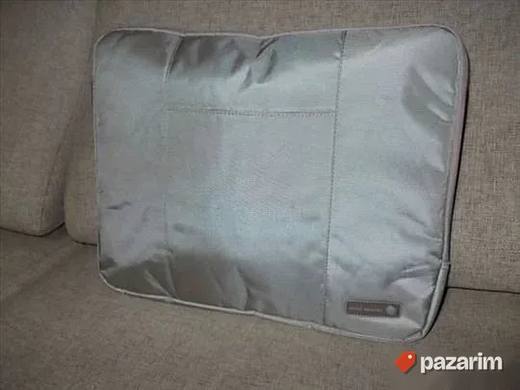 " WORLD TRAVELLER " 44x35,5x12cm uniseks laptop ( do 17,3" )