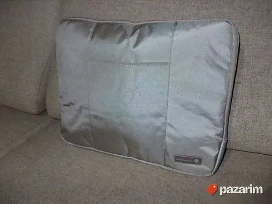 " WORLD TRAVELLER " 44x35,5x12cm uniseks laptop ( do 17,3" ) 2