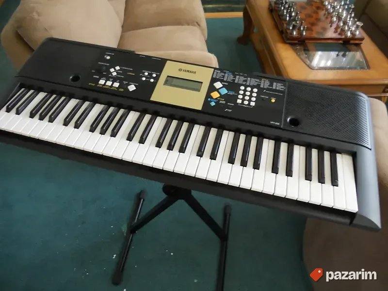 YAMAHA PSR 220 5 oktava, ARANŽER klavijatura dinamičke dirke 8