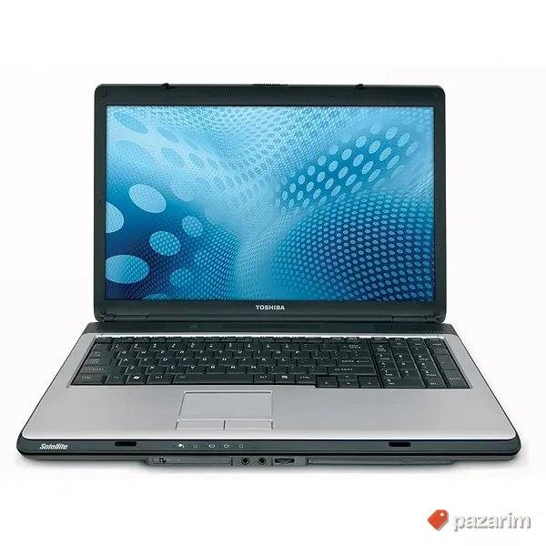 Laptop TOSHIBA SATELLITE L 750 - 17 P moćan I 7 intel core p 7