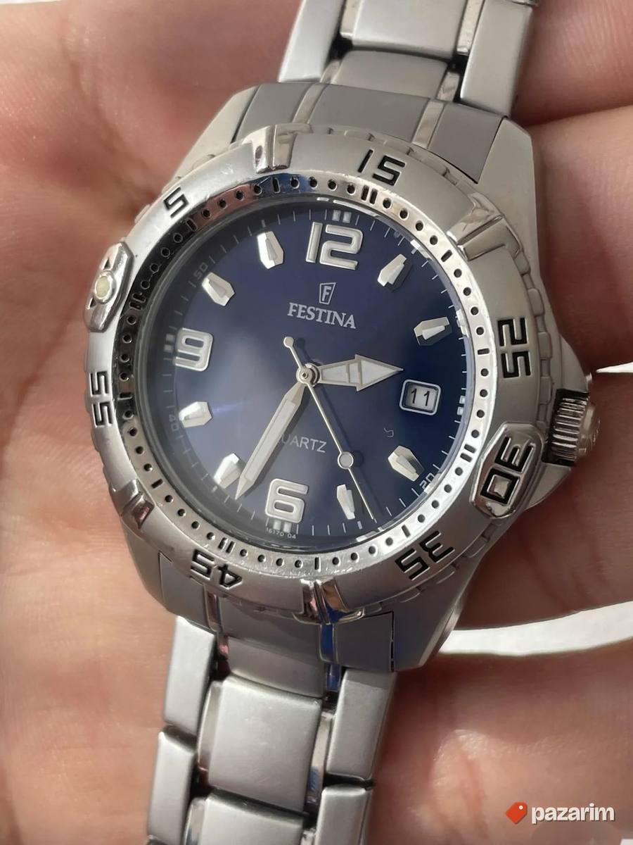 Kvarcni FESTINA model 8888 sat sa datumarom 10 atmosfera, mo 2
