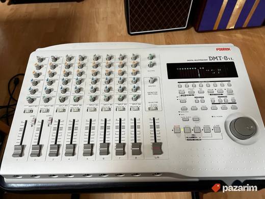 STUDIJSKI DIGITALNI osmokanalni snimač FOSTEX DMT-8 VL. Snim