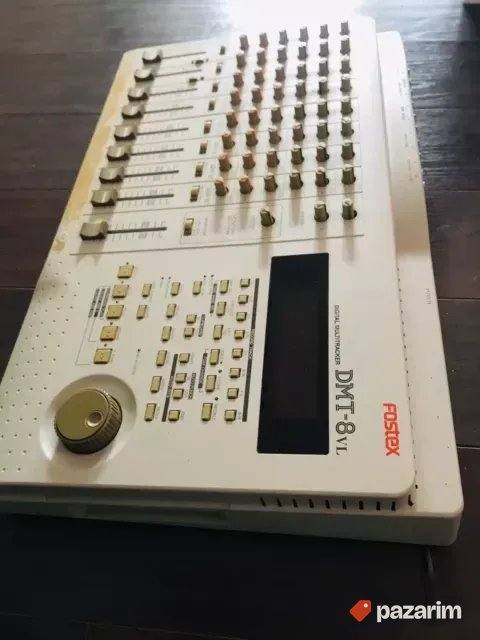 STUDIJSKI DIGITALNI osmokanalni snimač FOSTEX DMT-8 VL. Snim 4