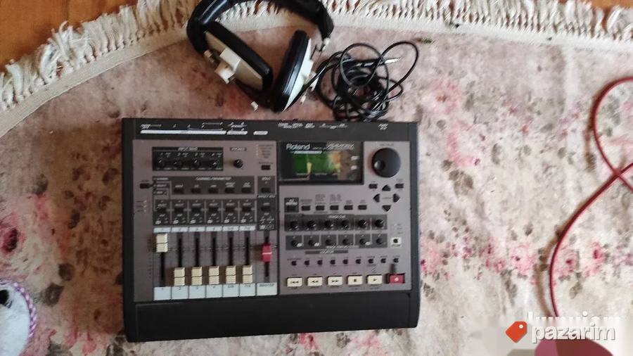 ROLAND VS 840 GX Izuzetno očuvan moćan digitalni studio za s 6