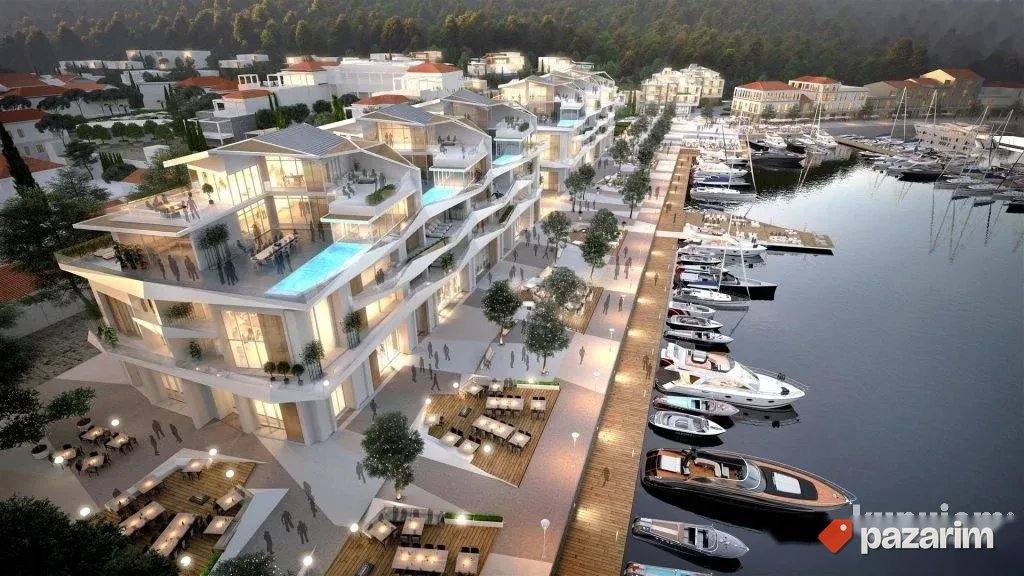 HITNO prodajem PLAC U SRCU ( CENTRU ) CRNOGORSKOG primorja, 1