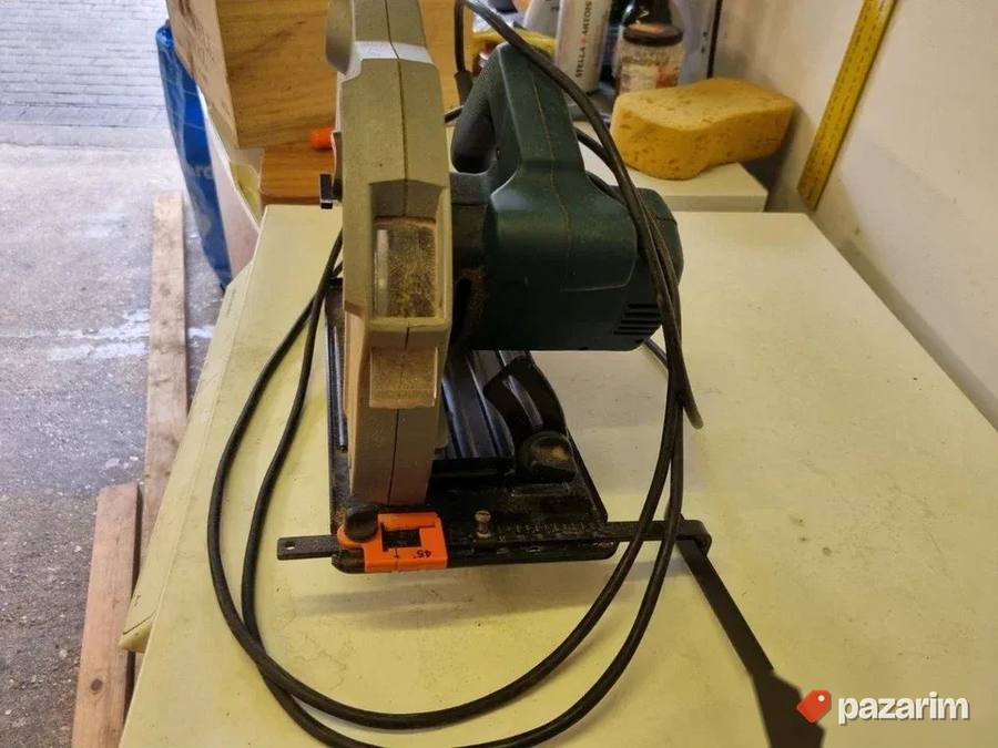 BLACK&DECKER cirkular 1300 vati kao nov. POGLEDAJTE SVE MOJE 6