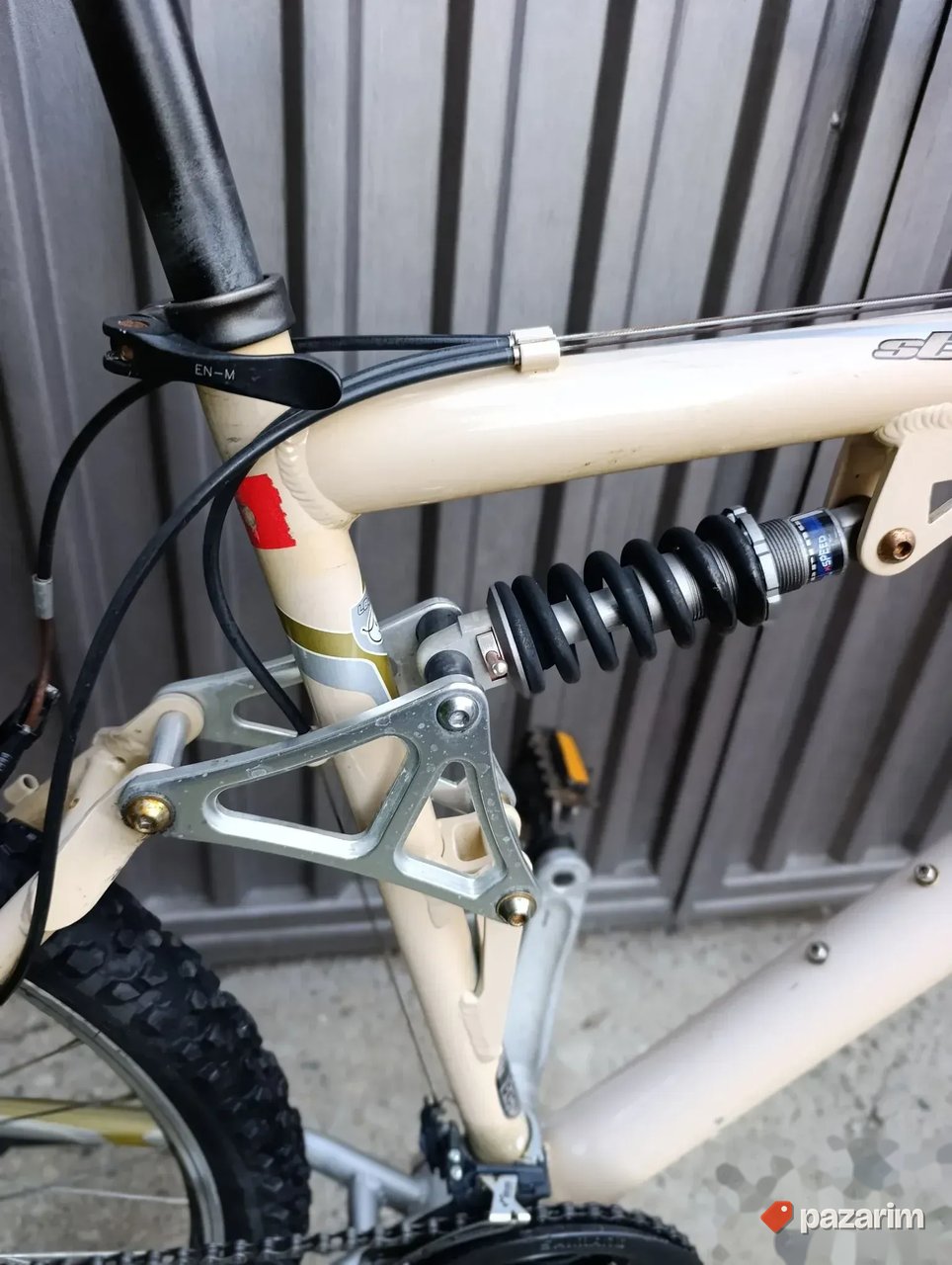 Leopard Storm Cat 26 coli Full suspension Alu Simano 7