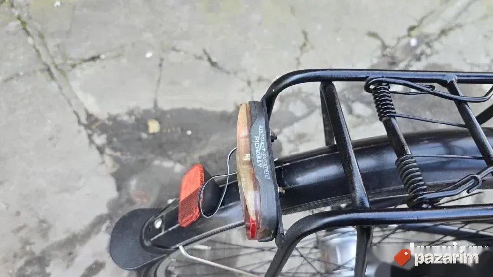 28 tockovialu ram,nexus 8,dinamo u glavi,8 brzina u glavi,le 3