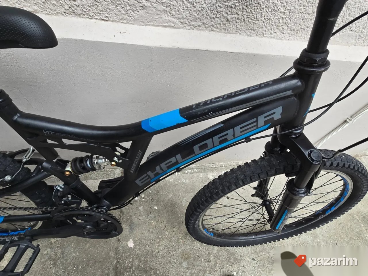 Explorer thunder 24 6