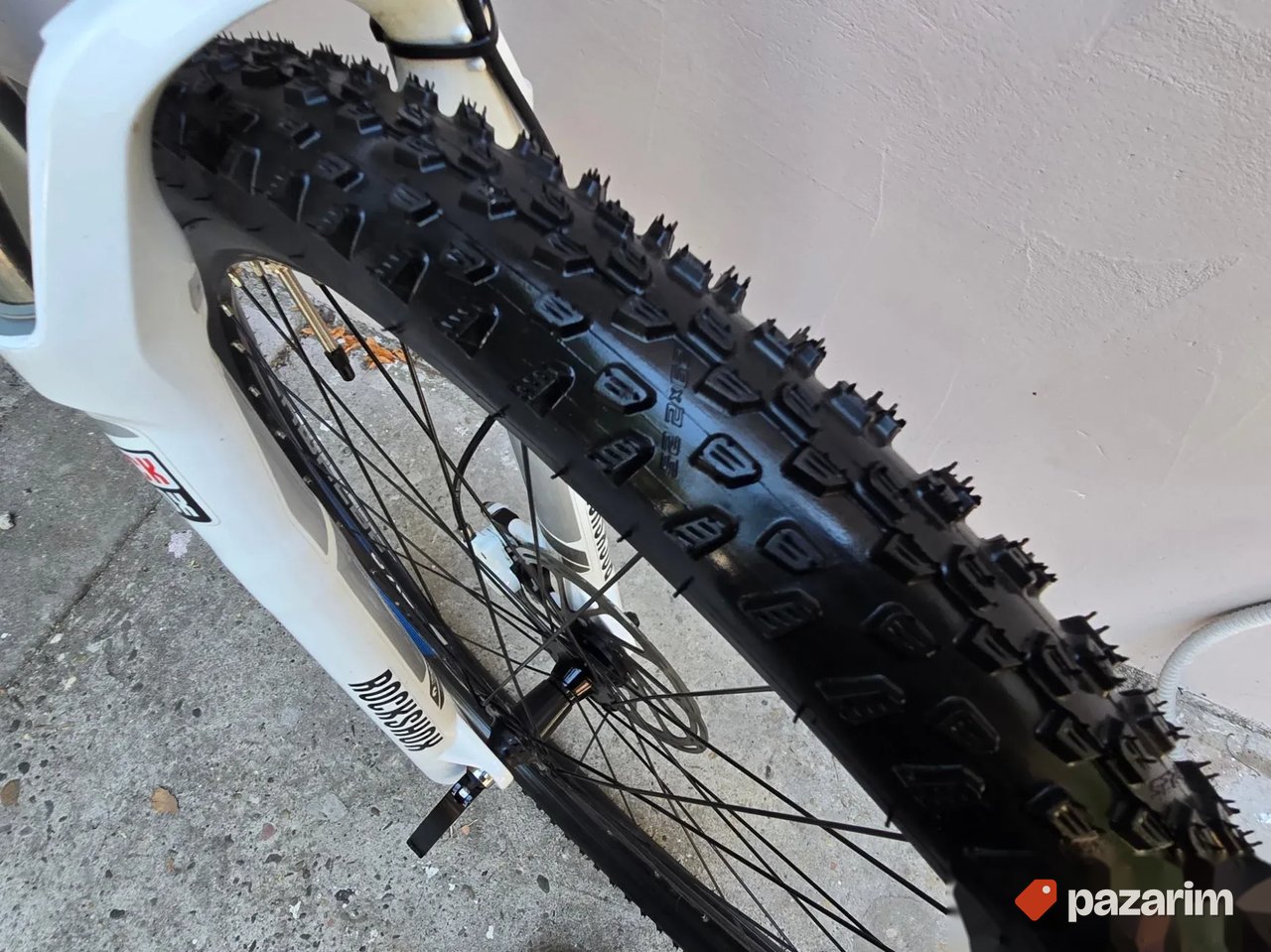 Giant talon 3x10 29 XL size 4