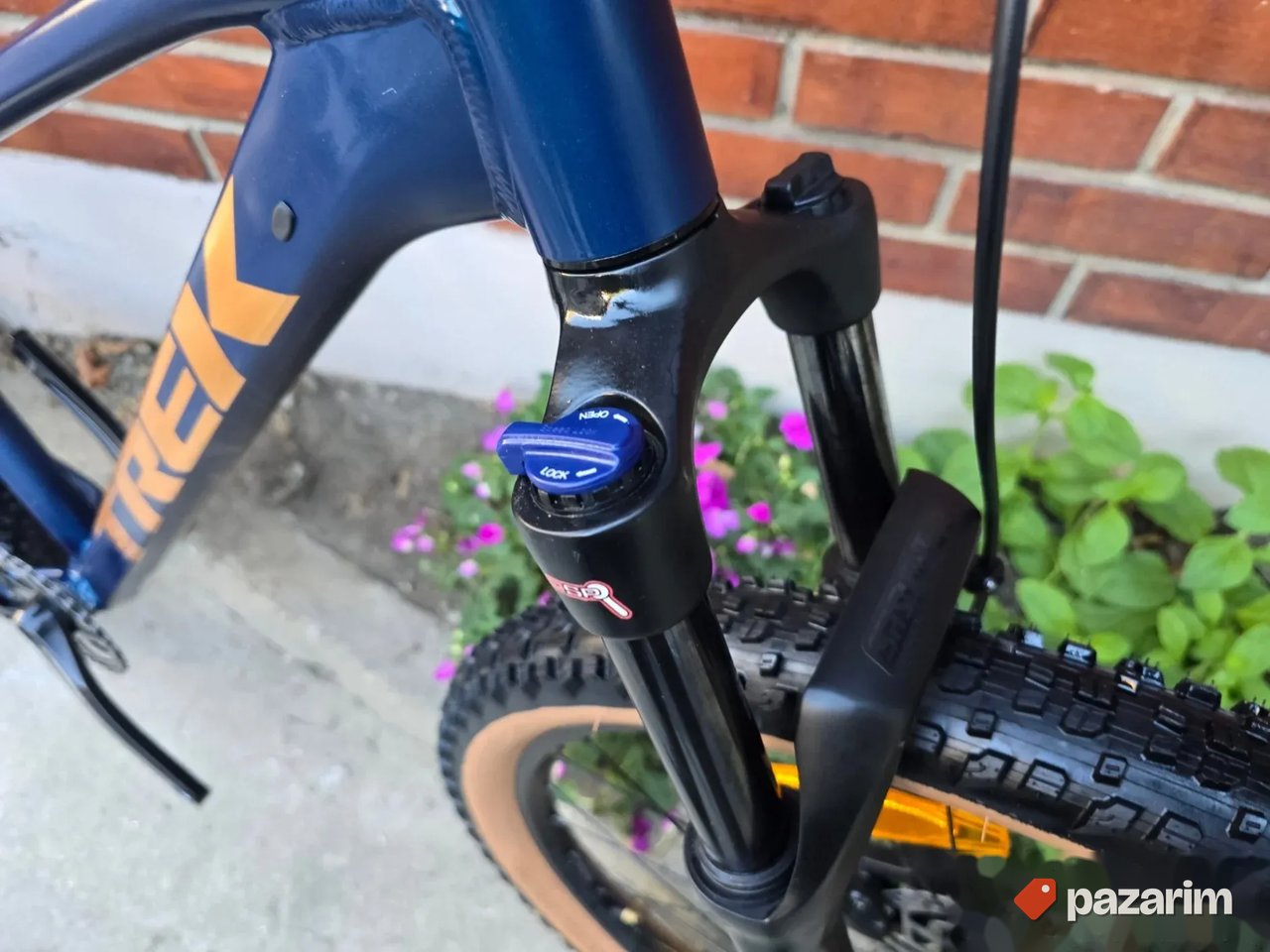 TREK najnoviji 27.5 S size 5